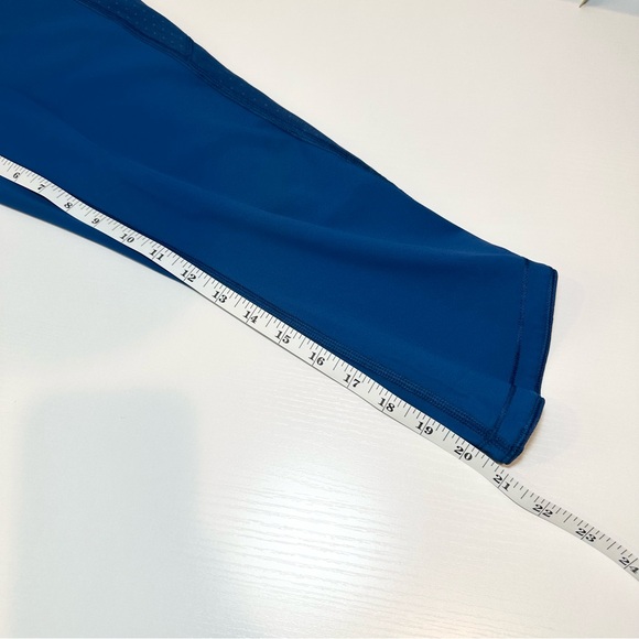 Lululemon Body Con Crop Leggings - Picture 16 of 16